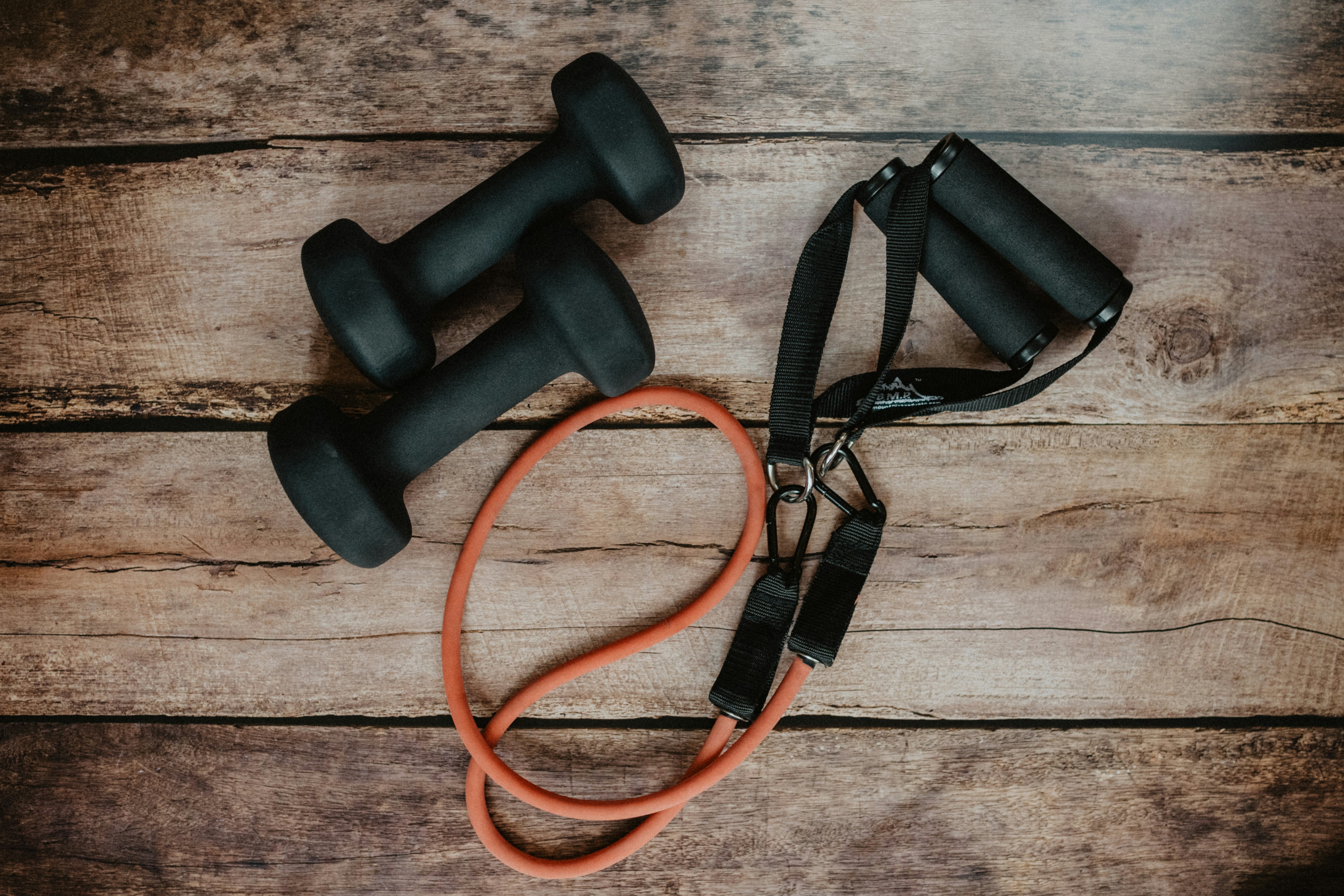Anbiro Fitness Studio services and equipment
